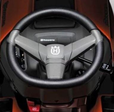 Husqvarna TS 348XD ergonomic steering wheel