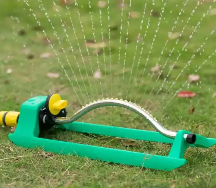 18 hole oscillating sprinkler