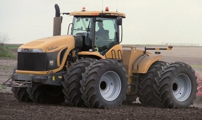 AGCO Challenger MT975B