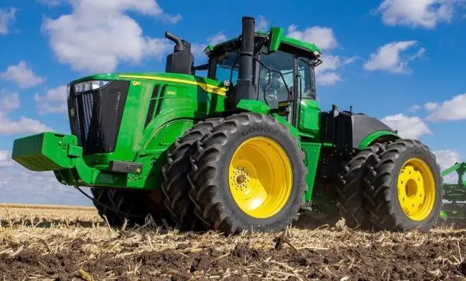 Top 10+ World’s Biggest John Deere Tractors - Sand Creek Farm