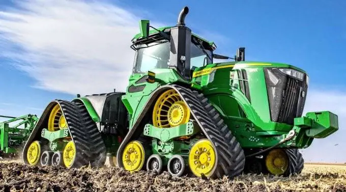 Top 10+ World’s Biggest John Deere Tractors - Sand Creek Farm