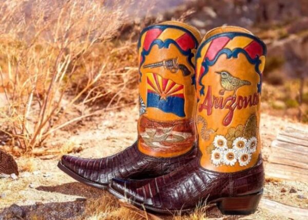 cowboy boots brand names list