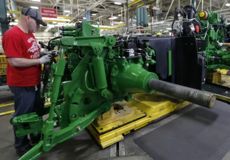 John Deere tractor factory in USA