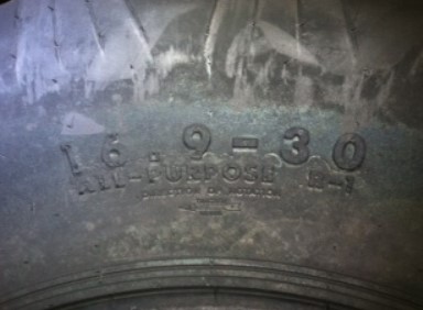 tractor tire size