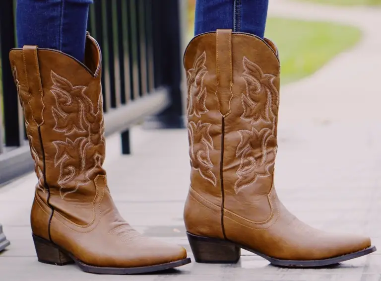 Soto - best cowgirl boots brand