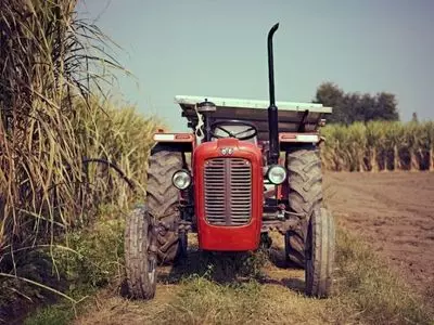 how to drive a tractor for first time users