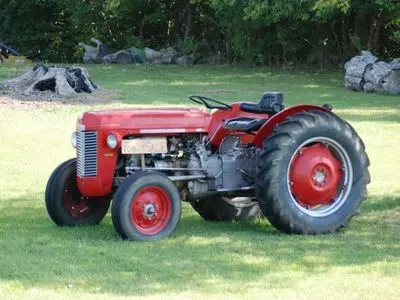 Red tractor