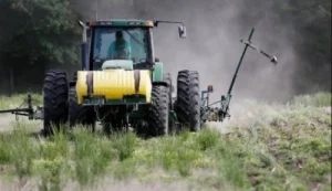 spray weed killer in warm climate